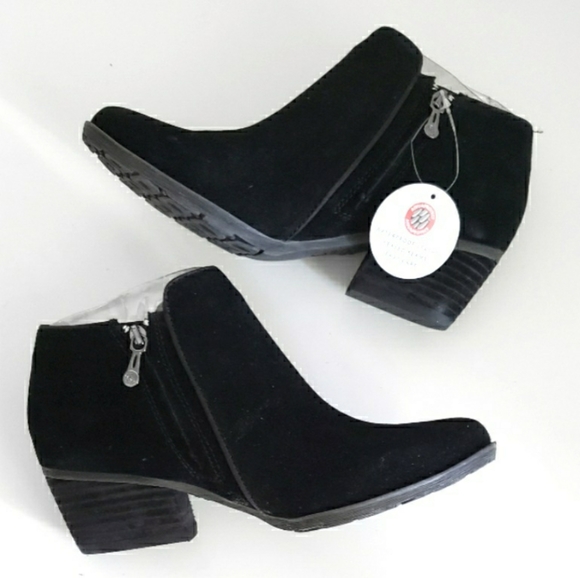 Blondo Villa Waterproof Suede Ankle Boots - Picture 6 of 8